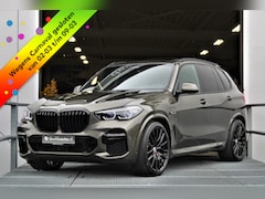 BMW X5 - xDrive45e M-sport 394pk Manhattan M-stoelen Bowers&Wilkins SkyLounge TV Carbon Massage