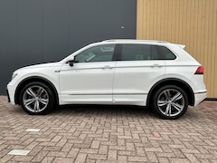 Volkswagen Tiguan - 2.0 TSI 180pk 4Motion DSG R-line | Stoelverwarming | Carplay | Pano | ACC | 2200KG Trekgew