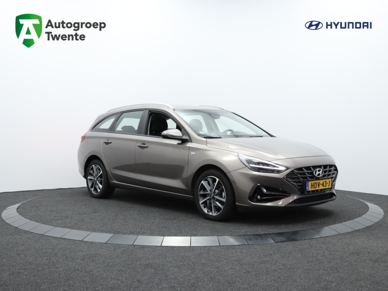 Hyundai i30 Wagon - 1.5 T-GDi MHEV Comfort Plus | Navigatie | Camera | Stoelverwarmi - AutoWereld.nl