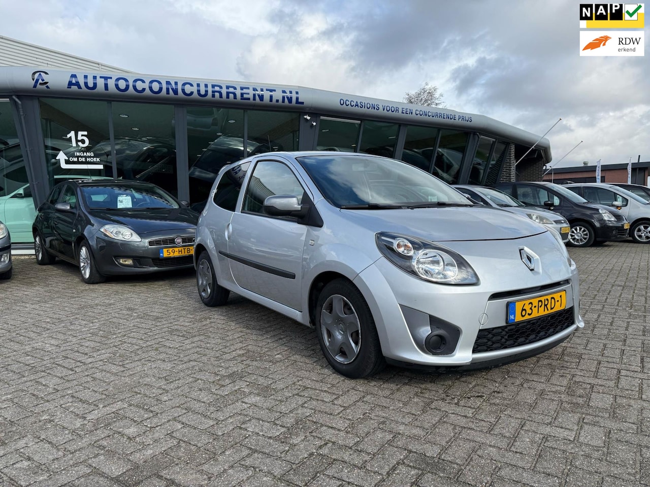 Renault Twingo - 1.2-16V Collection 1.2-16V Collection, Airco, Nieuwe APK, Inruil mogelijk. - AutoWereld.nl