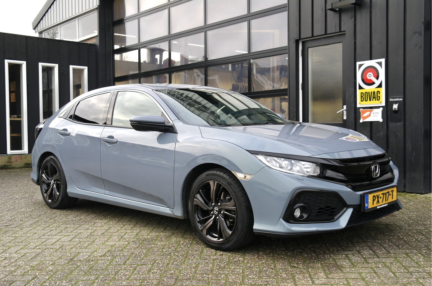 Honda Civic - 1.0 i-VTEC Elegance | NL-Auto | Dealer Onderhouden | Camera | Cruise | Stoelverwarming - AutoWereld.nl