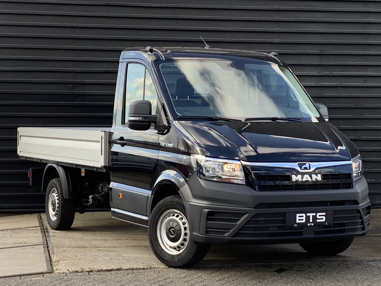 MAN TGE - Pick-up 3.180 Automaat BPM vrij ! - AutoWereld.nl