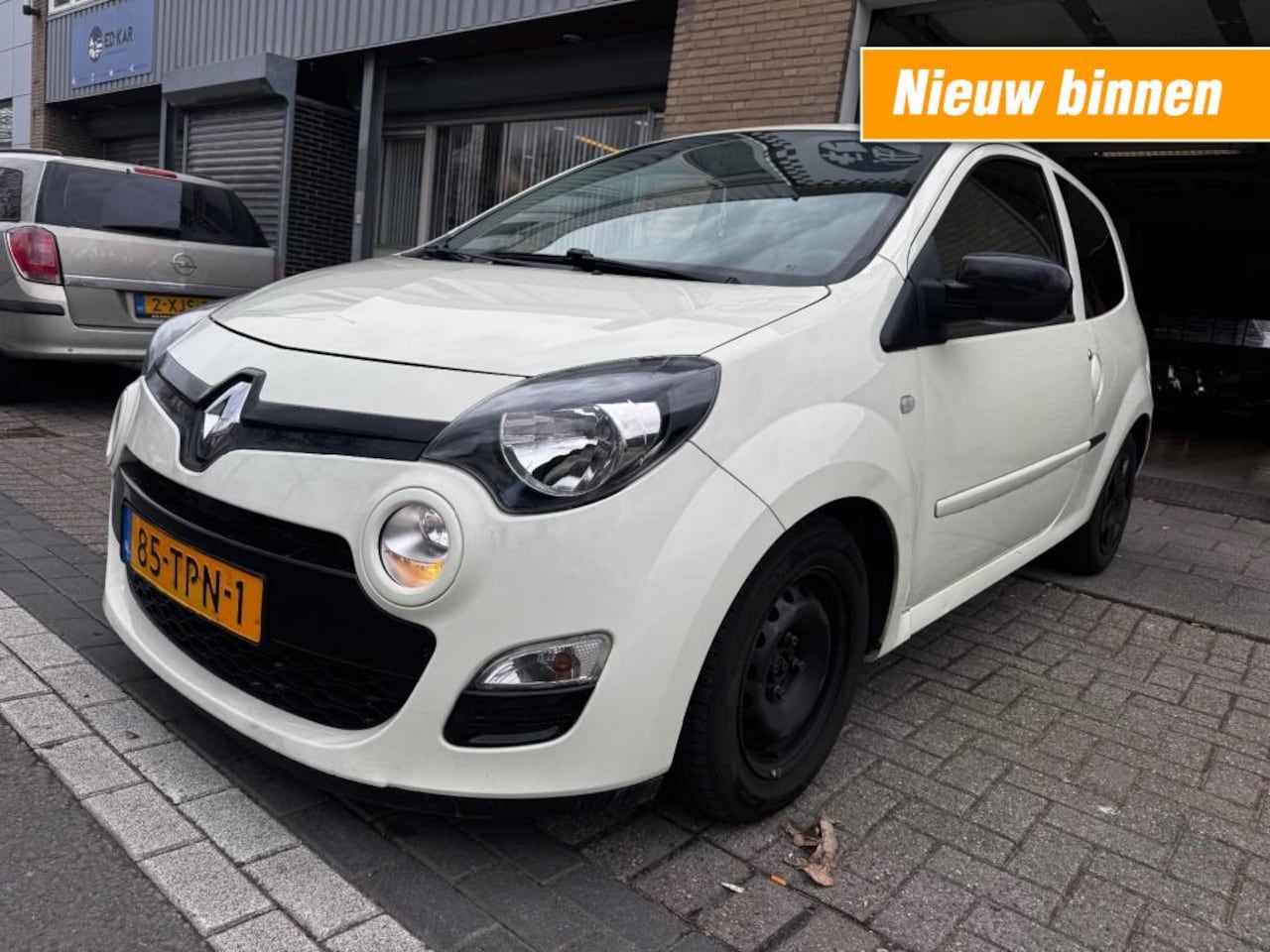 Renault Twingo - 1.2 16V Collection AIRCO NAP APK RIJDT GOED LICHTE ACHTER SCHADE - AutoWereld.nl