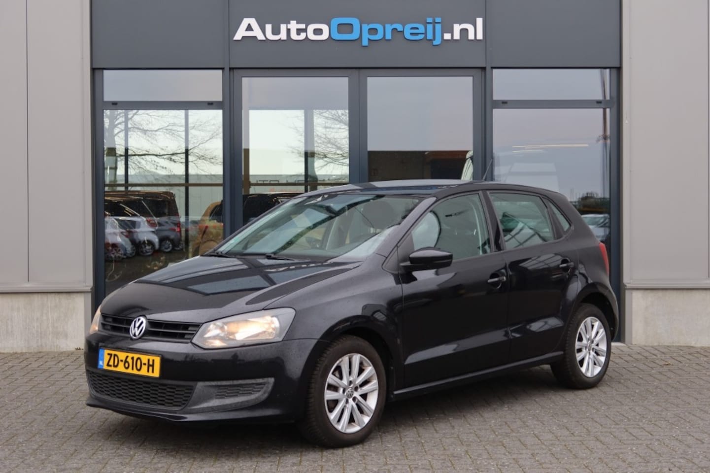 Volkswagen Polo - 1.2 Easyline 5drs. 5drs. Airco, Leder bekleding, Carplay, Camera - AutoWereld.nl