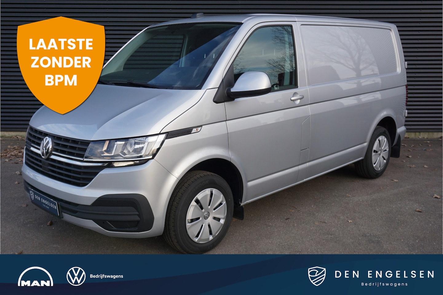 Volkswagen Transporter - 28 | L1H1 | 110 PK | Navi | Airco | Sensoren | Cruise | Houtpakket | Carplay - AutoWereld.nl