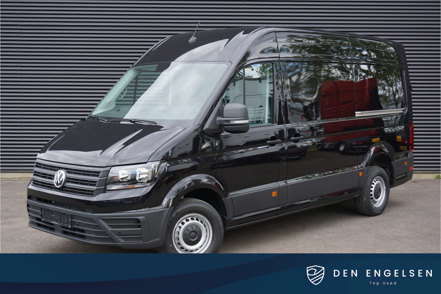 Volkswagen Crafter - 35 | 2.0 TDI | L3H3 | RWD | 3,5T Trekvermogen | Automaat | ACC | Camera | Stoelverwarming - AutoWereld.nl