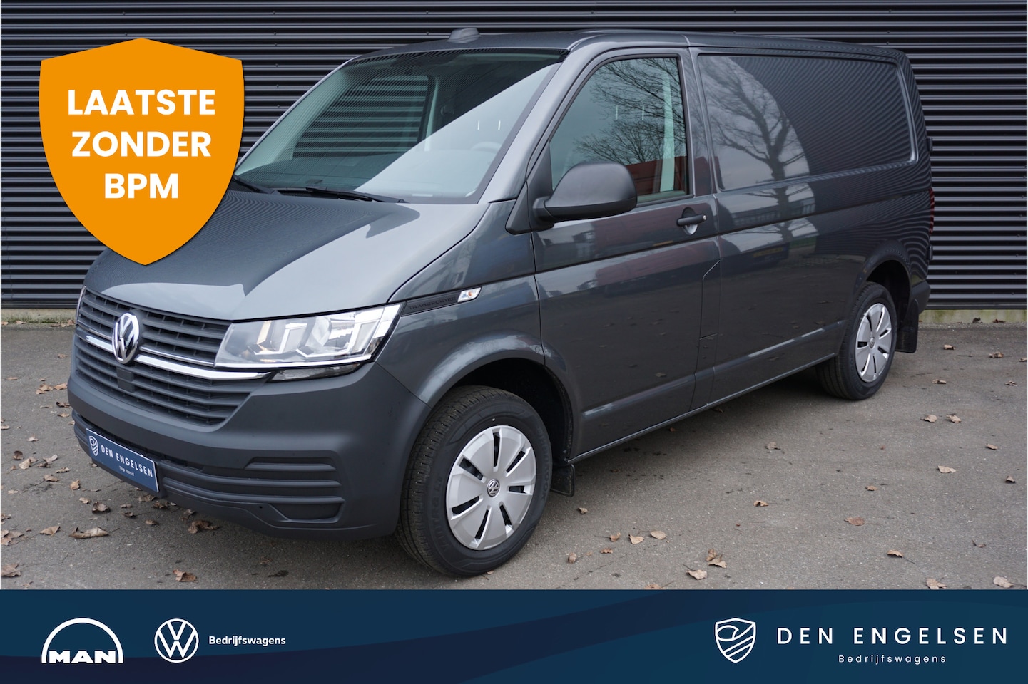 Volkswagen Transporter - 28 | L1H1 | 110 PK | Navi | Airco | Sensoren | Cruise | Houtpakket | Carplay - AutoWereld.nl