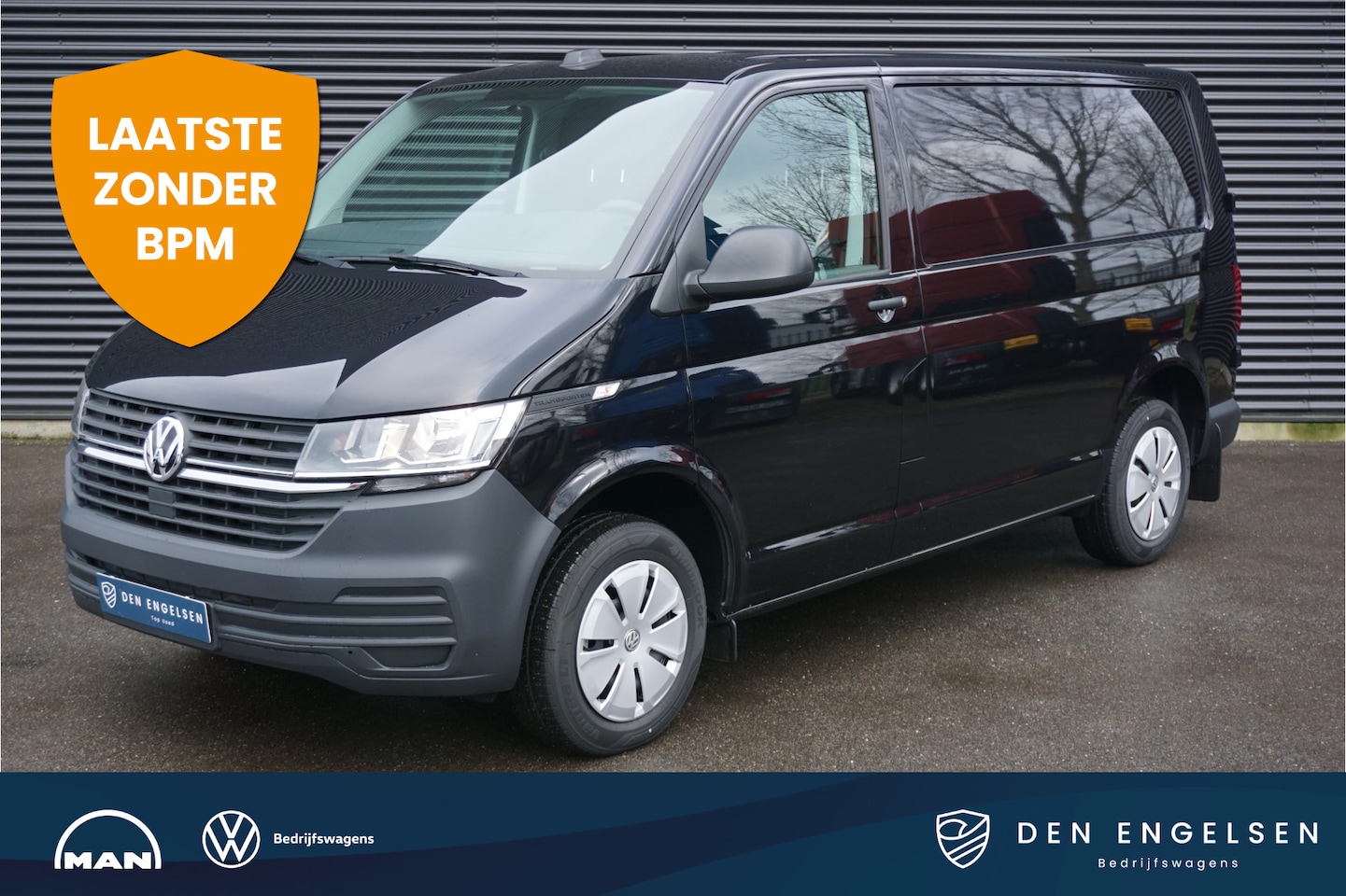 Volkswagen Transporter - 28 | L1H1 | 110 PK | Navi | Airco | Sensoren | Cruise | Houtpakket | Carplay - AutoWereld.nl