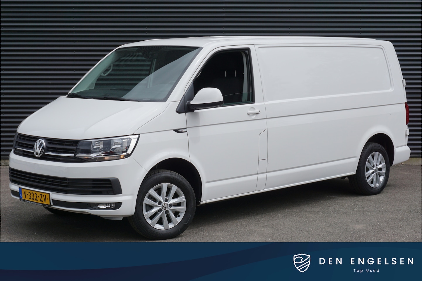 Volkswagen Transporter - 2.0 TDI | L2H1 Highline | DSG | App-Connect | Navi | Voorruitverwarming - AutoWereld.nl