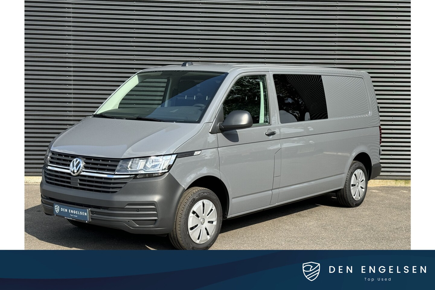 Volkswagen Transporter - 30 L2H1 DC | Camera | App-Connect | Cruise Control | Trekhaak | Sensoren - AutoWereld.nl