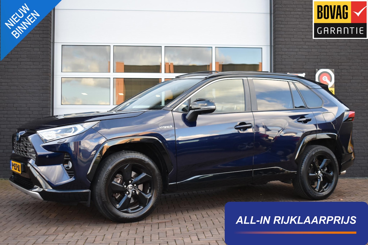 Toyota RAV4 - 2.5 Hybrid AWD CVT Aut. | Navi | Schuifdak | Camera | Incl. Garantie - AutoWereld.nl