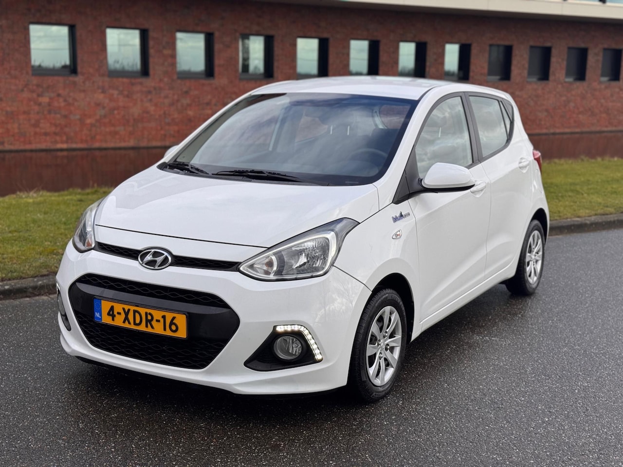 Hyundai i10 - 1.0i i-Motion Comfort Plus 1.0i i-Motion Comfort Plus - AutoWereld.nl