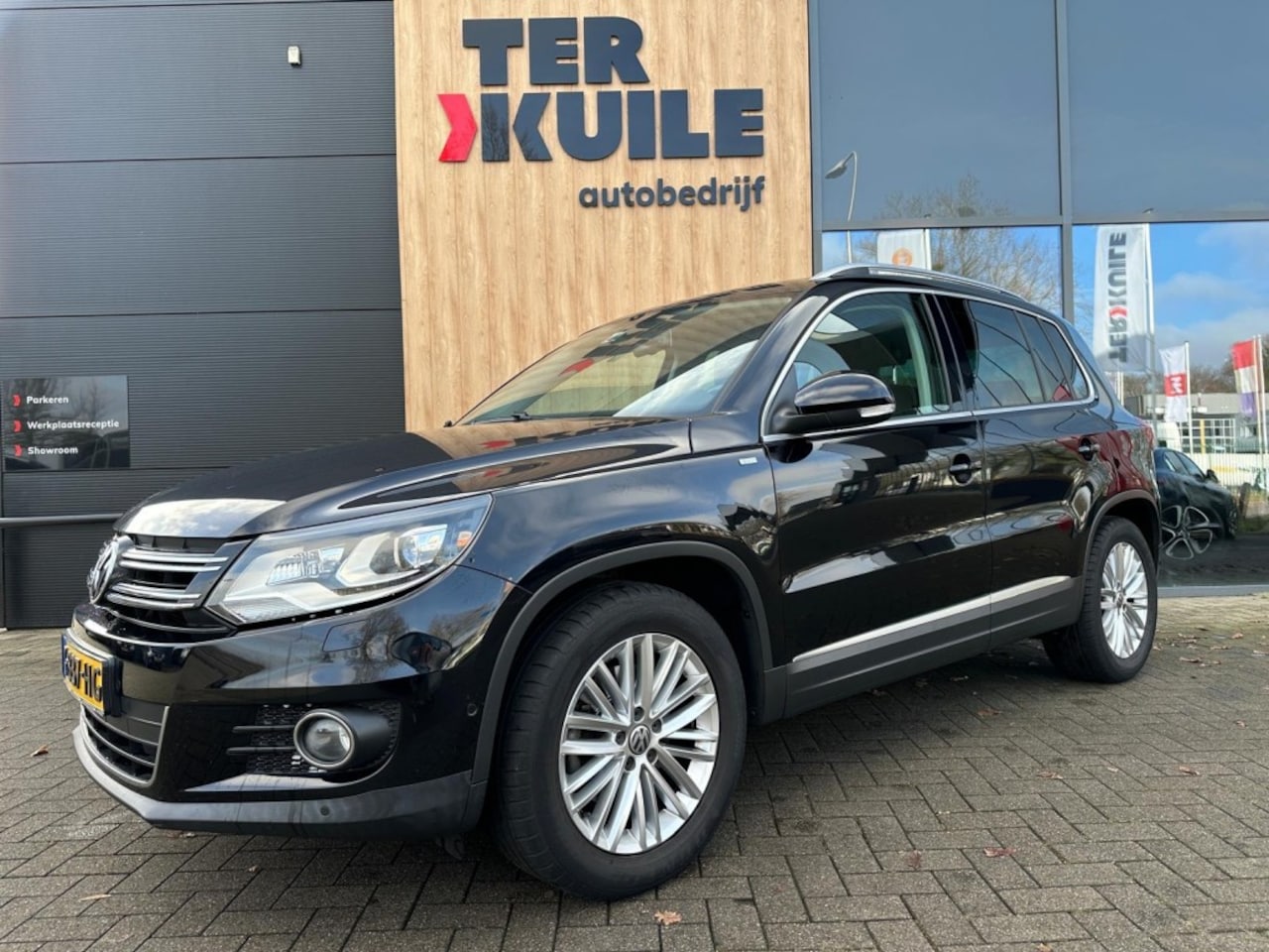 Volkswagen Tiguan - 1.4 TSI Cup R-Line - AutoWereld.nl