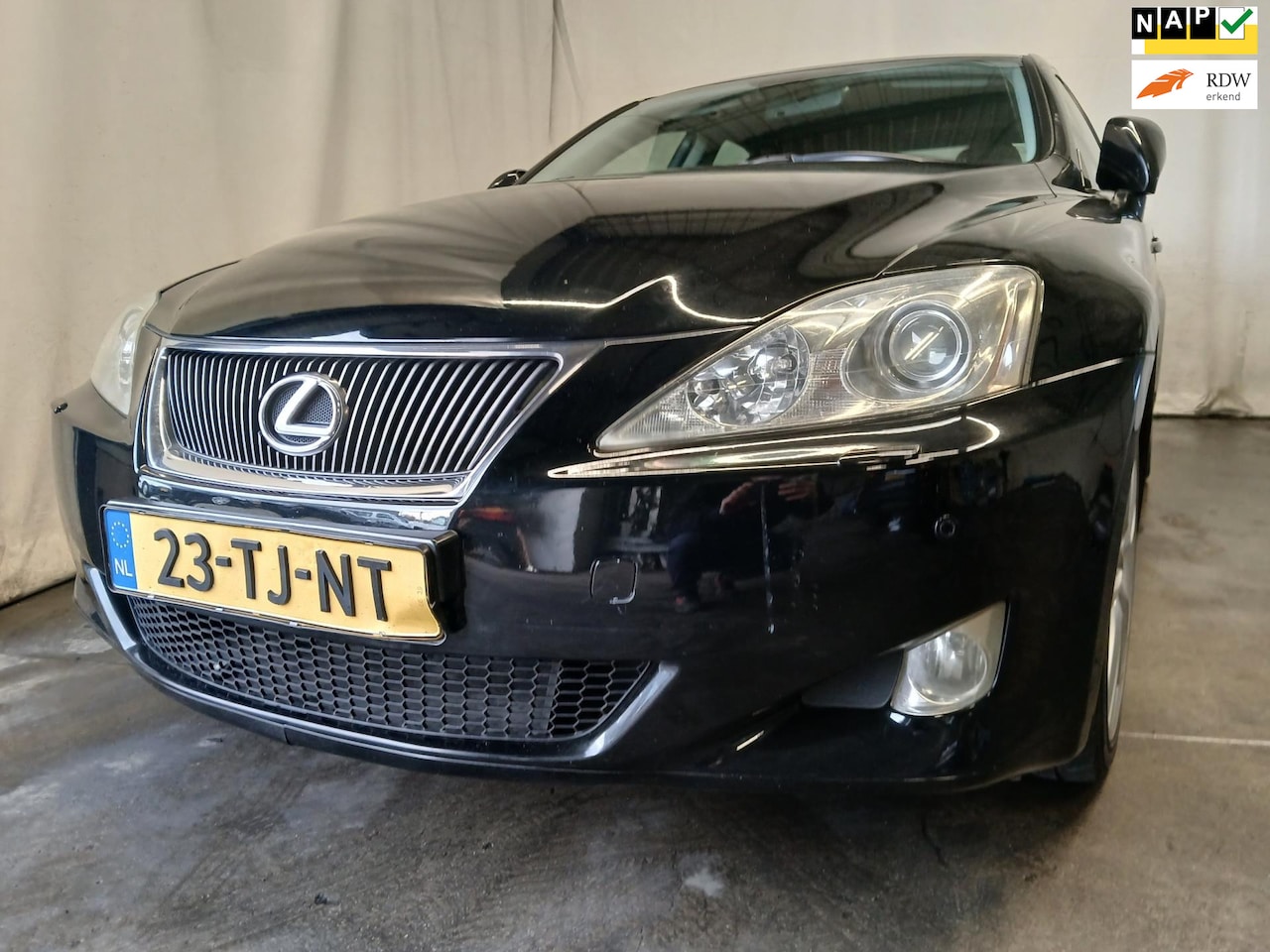 Lexus IS - 250 Sport - Clima - Navi - Achteruit Defect - AutoWereld.nl