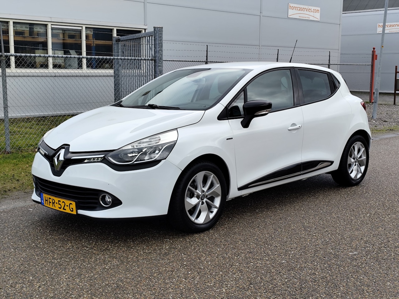 Renault Clio - 1.2 16V Limited Navi/Cruise/LM - AutoWereld.nl