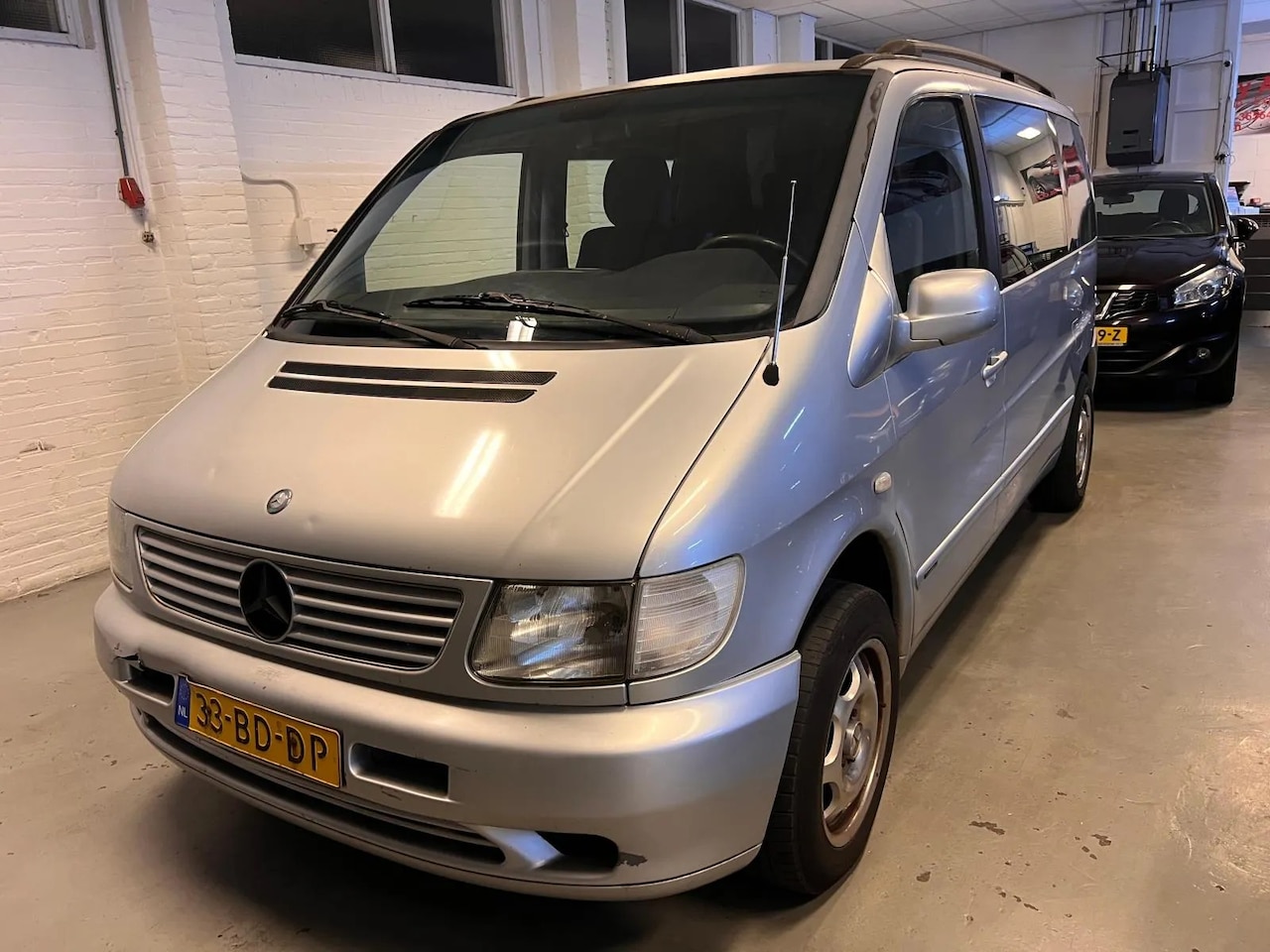 Mercedes-Benz V-klasse - V 220 CDI DUBBEL-CABINE 125PS BJ-2002 CLIMA - AutoWereld.nl