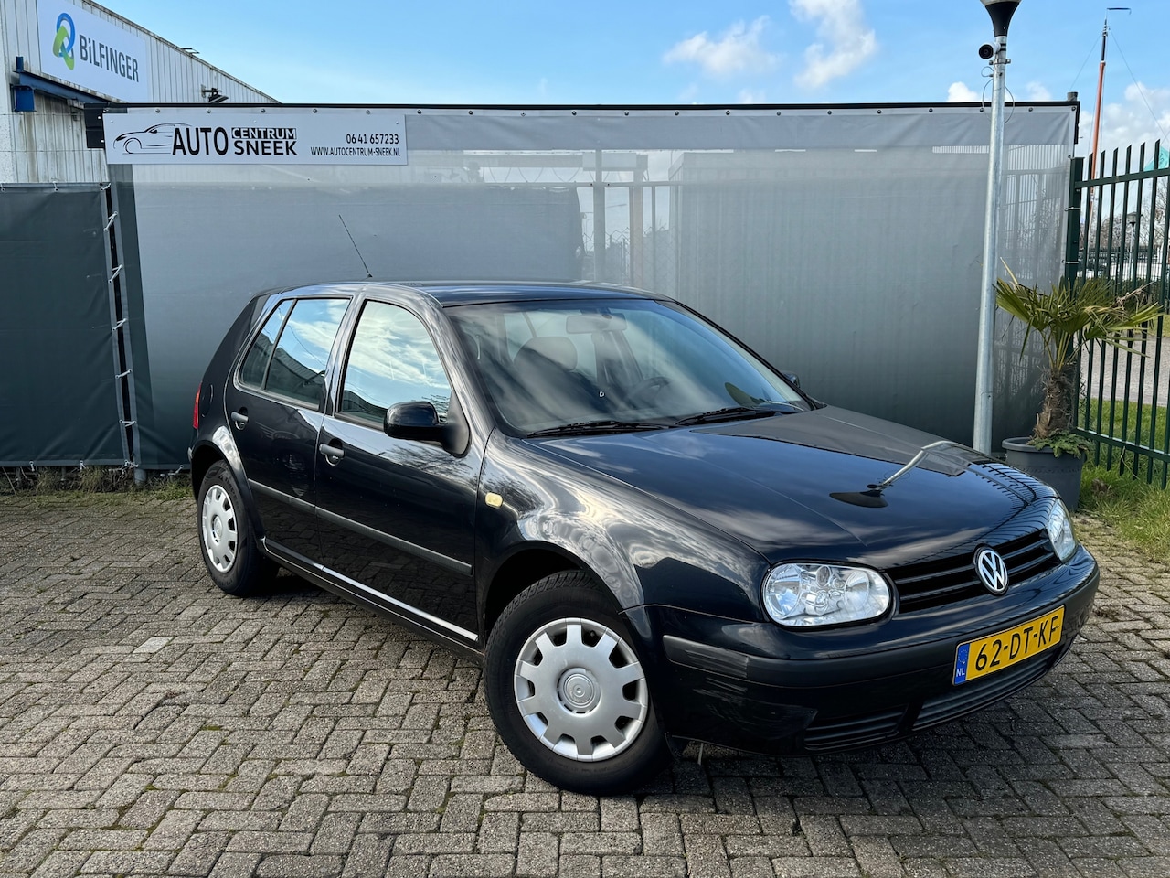 Volkswagen Golf - 1.4-16V Trendline - APK 02-26 - Airco - AutoWereld.nl