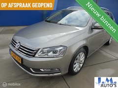 Volkswagen Passat Variant - 2.0 TDI Highline BlueMotion ZEER NETTE PASSAT DEALER ONDERHOUDEN