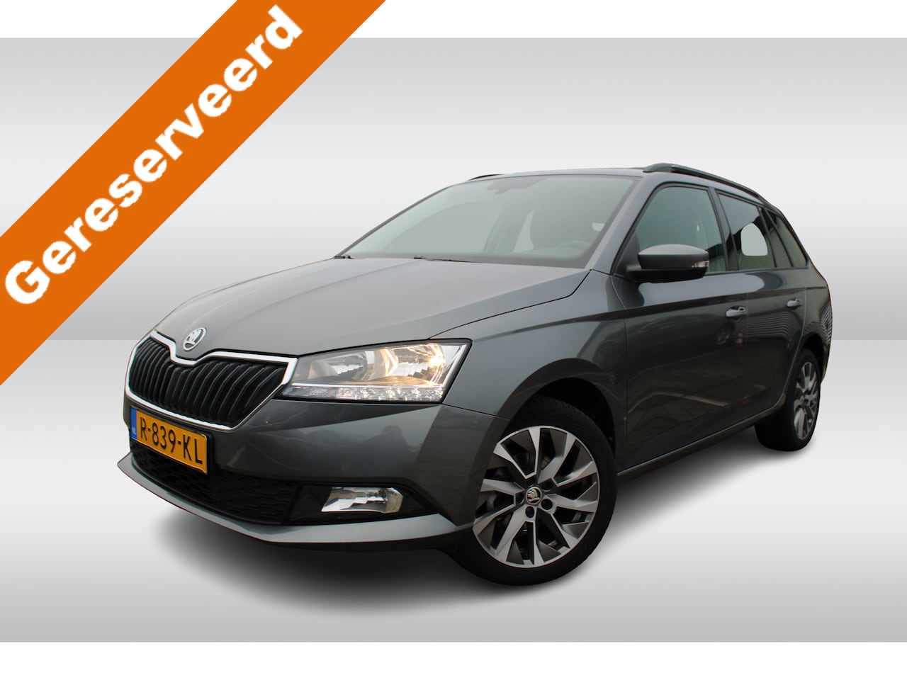 Skoda Fabia Combi - 1.0 TSI Business Edition Navigatie / Sunset / Parkeersensoren / Airco / Bluetooth - AutoWereld.nl