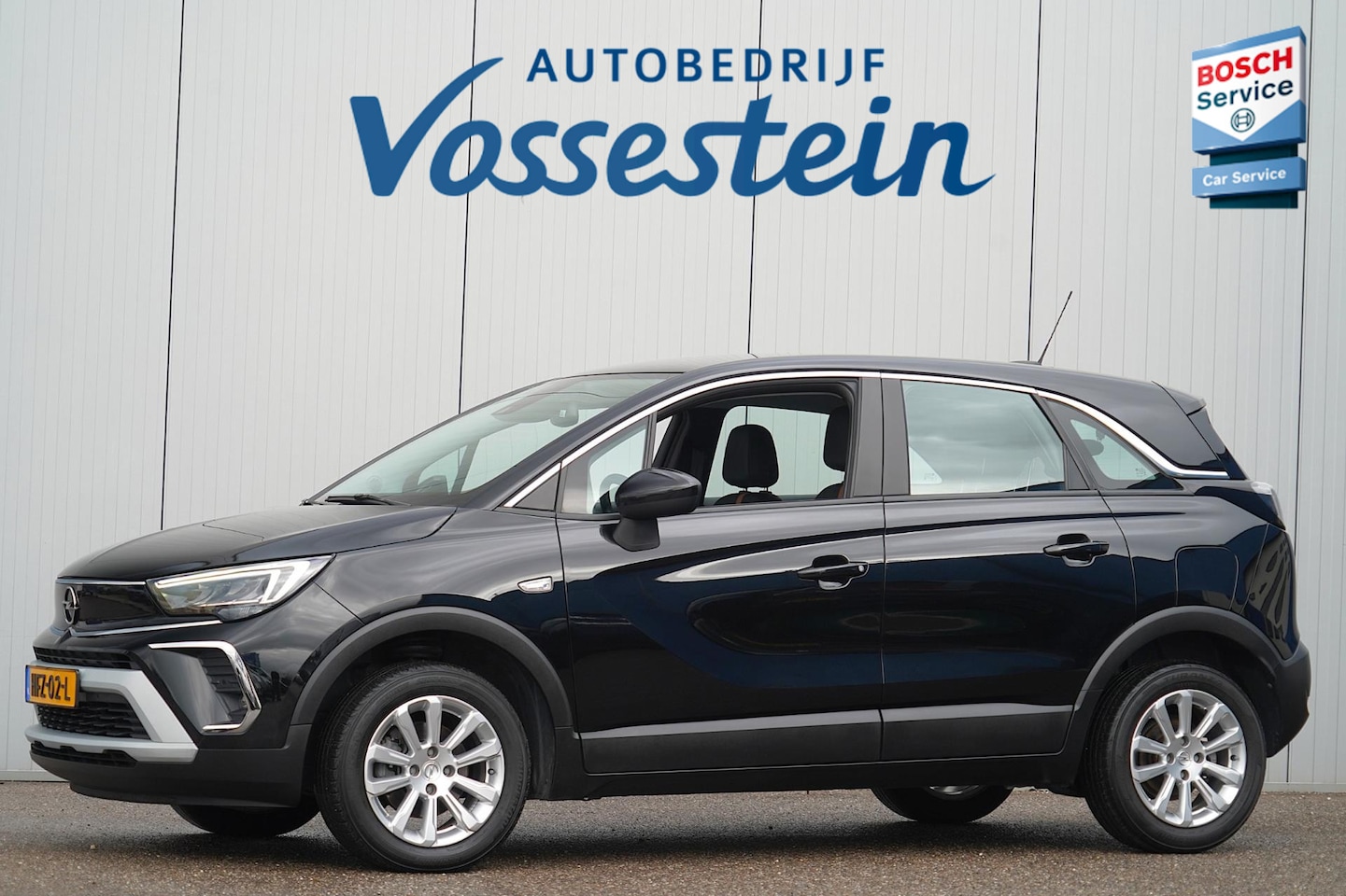 Opel Crossland - 1.2 Turbo Elegance / Automaat / Navi / Cruise / Stoelverw. & Stuurverw. / Climate / DAB - AutoWereld.nl