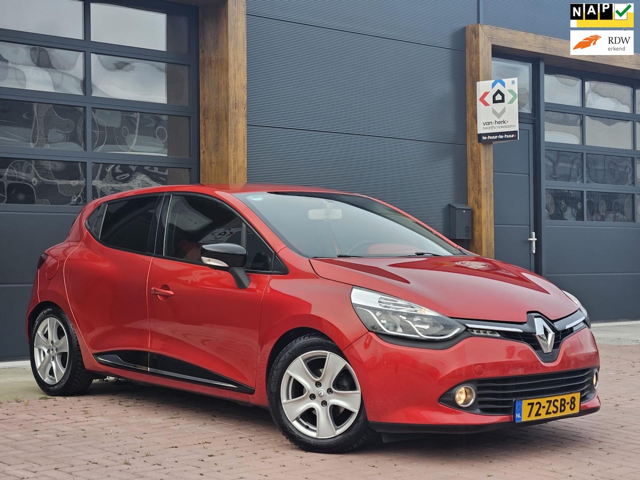 Renault Clio - 1.5 dCi Dynamique Navi |Cruise |Lmv |Keyless Entry |Nap |Boekjes - AutoWereld.nl