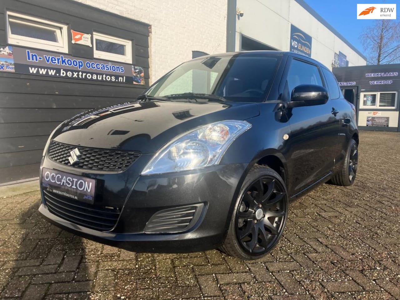 Suzuki Swift - 1.2 16V COMFORT leuke sportieve auto inclusief 6 maanden GARANTIE + GROTE BEURT + NWE APK - AutoWereld.nl