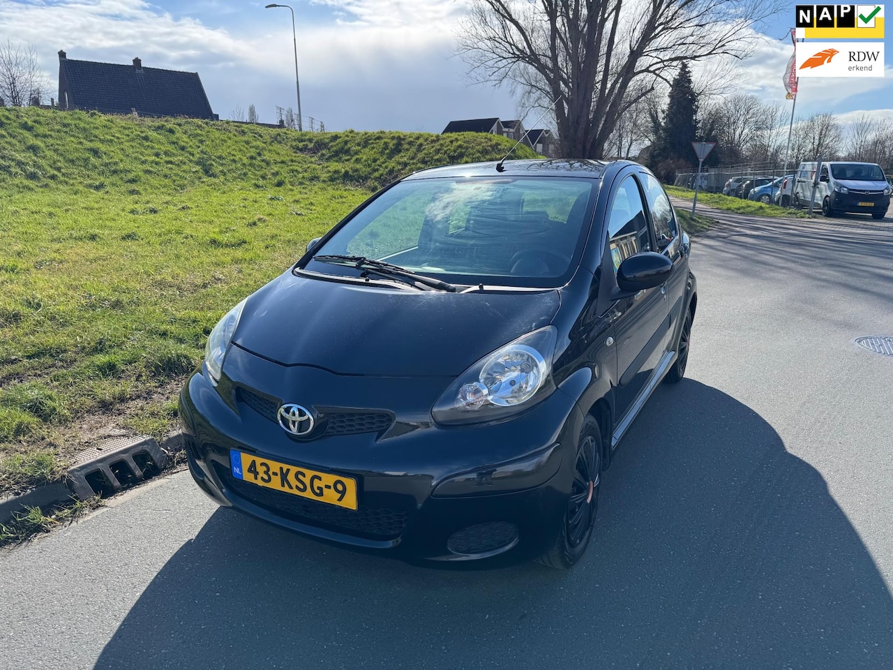 Toyota Aygo - 1.0-12V Comfort 5Drs Elek pakket - AutoWereld.nl