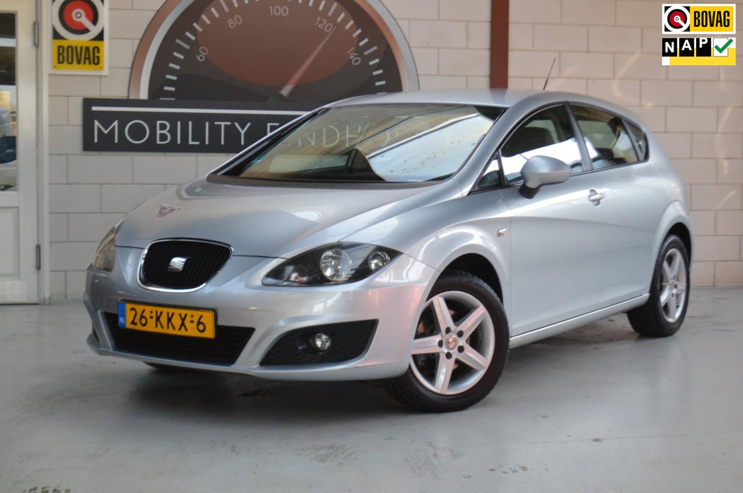 Seat Leon - 1.6 Hattrick 1.6 Hattrick, GARANTIE, NWE APK - AutoWereld.nl