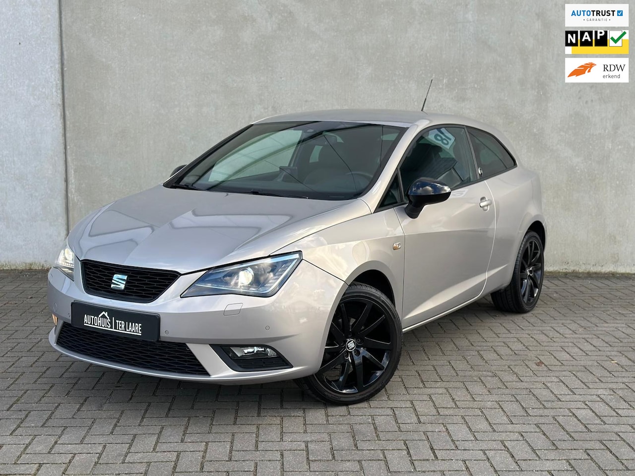 Seat Ibiza SC - 1.2 TSI 30 Years 17' FR Navi Camera Leder/alca - AutoWereld.nl