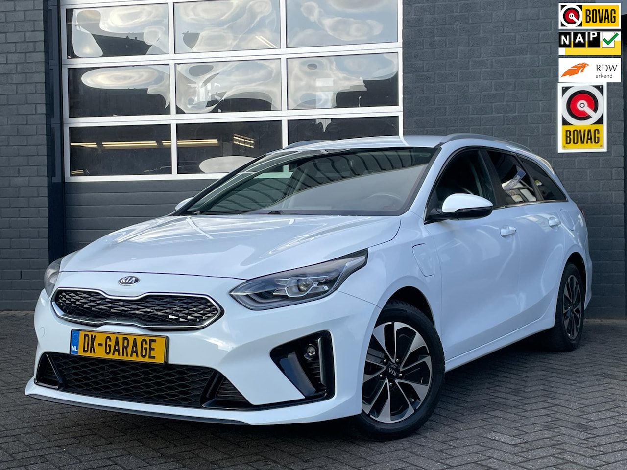 Kia Cee'd Sportswagon - Ceed 1.6 GDI PHEV DynamicLine|CARPLAY|CLIMA|CRUISE|STOEL-STUURVERW.|1e EIG.| - AutoWereld.nl