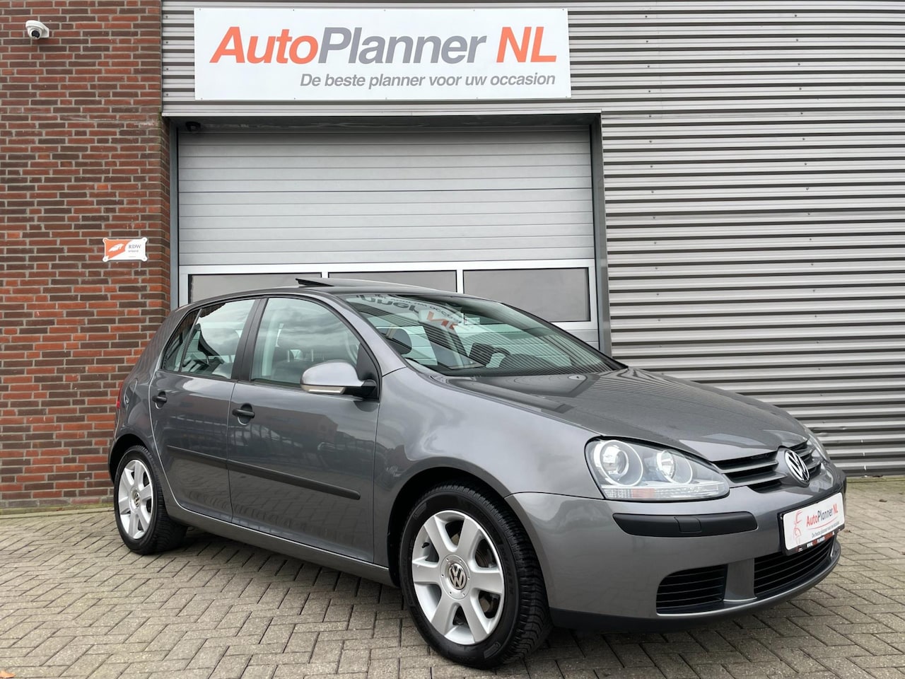 Volkswagen Golf - V 1.6 Sportline! Leder! Schuifdak! 1e Eigen.! - AutoWereld.nl