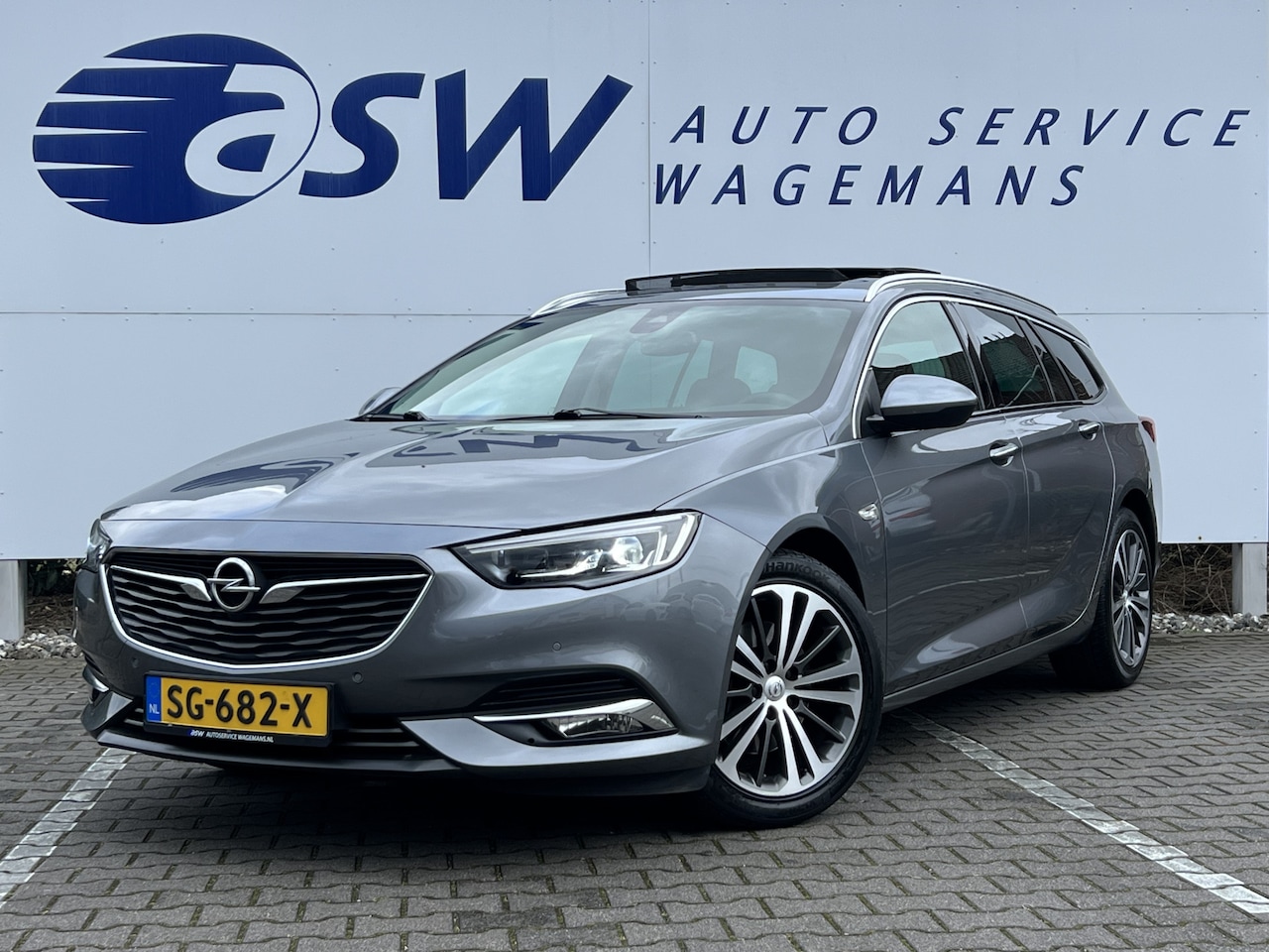 Opel Insignia Sports Tourer - 1.5 Turbo Business Executive | Navi | Camera | Pano | LED | 18 inch - AutoWereld.nl