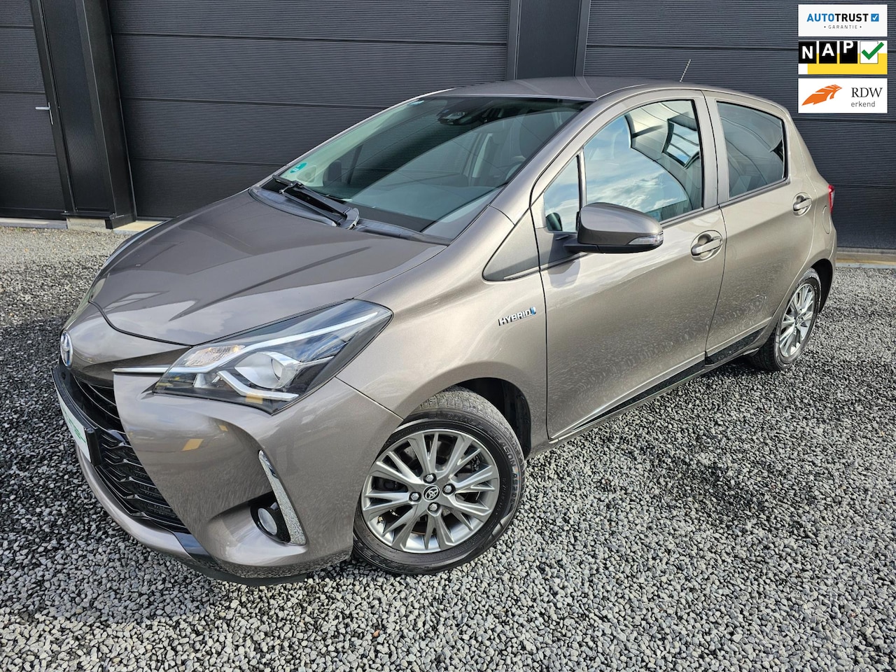 Toyota Yaris - 1.5 Hybrid Executive FACELIFT | Toyota Ond. | Keyless | - AutoWereld.nl