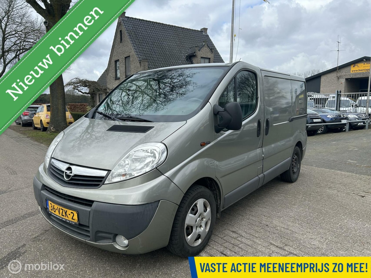 Opel Vivaro - 2.5 CDTI L1 H1 2.5 CDTI L1H1 - AutoWereld.nl