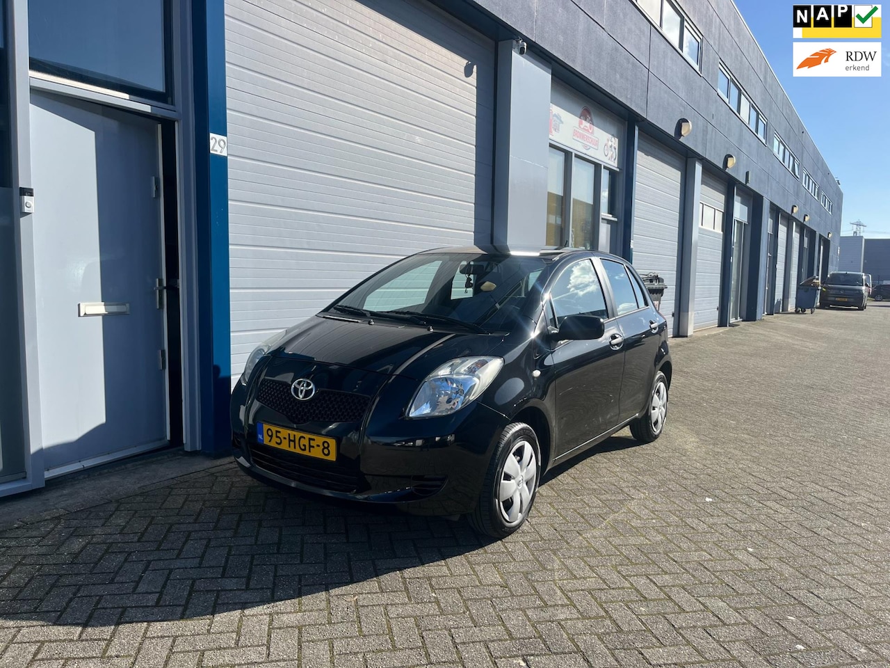 Toyota Yaris - 1.0 VVT-i 1.0 VVTi + - AutoWereld.nl