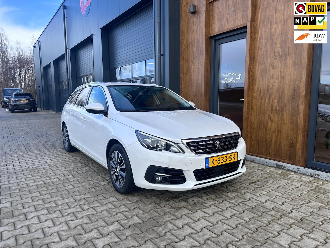 Peugeot 308 SW - 1.2 Allure, camera, trekhaak, apple carplay - AutoWereld.nl