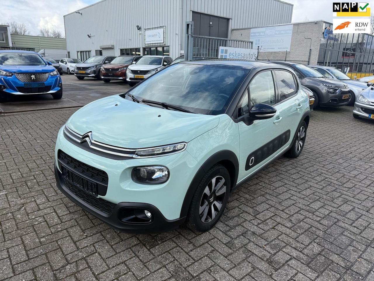 Citroën C3 - 1.2 PureTech Automaat, Panodak, 12 mnd Garantie - AutoWereld.nl