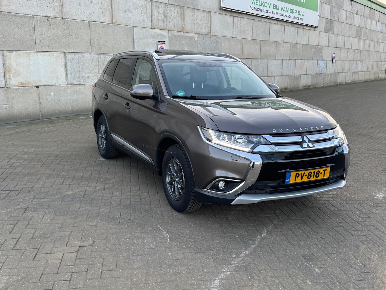 Mitsubishi Outlander - 2.0 Instyle 2.0 Instyle - AutoWereld.nl