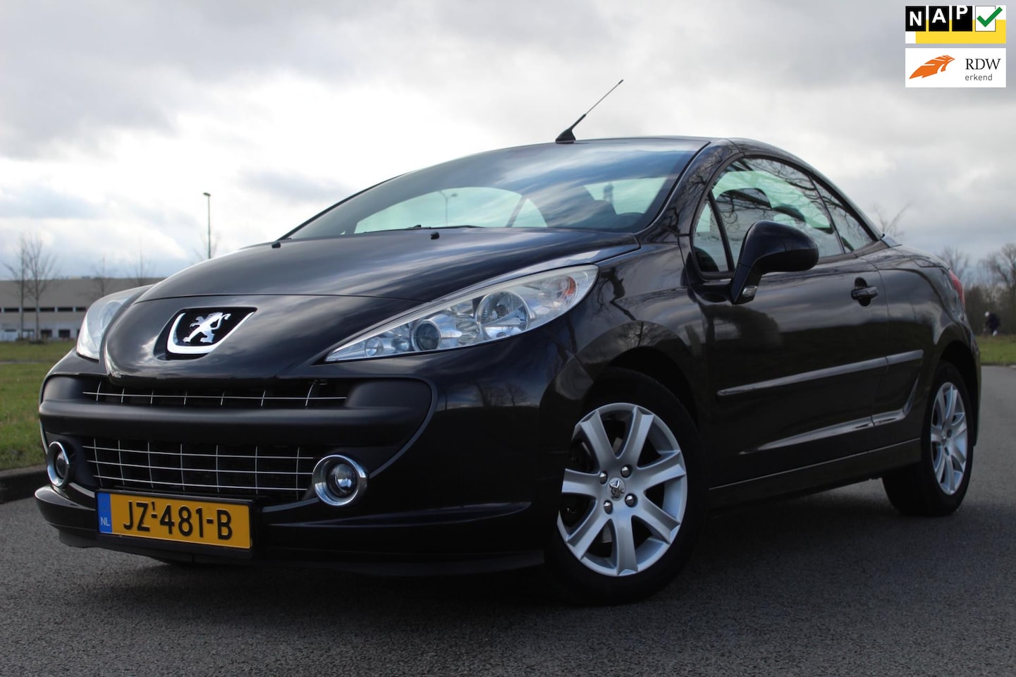 Peugeot 207 CC - 1.6-16V T Sport 150 pk | APK T/M 20-10-2025 | CLIMATE CONTROLE | LICHTMETALEN VELGEN | - AutoWereld.nl