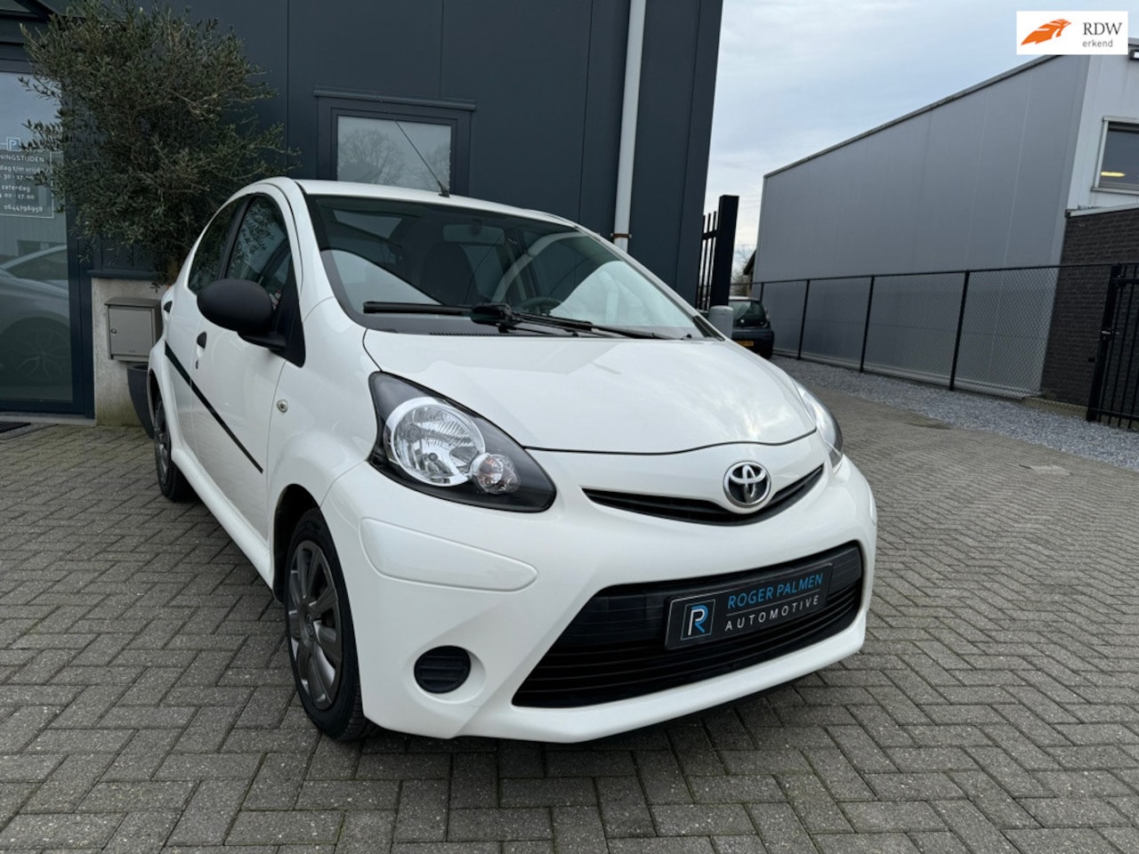 Toyota Aygo - 1.0 VVT-i Access 1.0 VVT-i Access - AutoWereld.nl