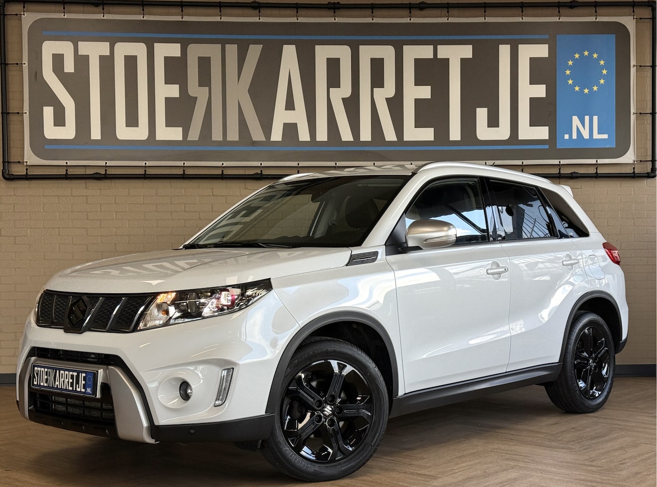 Suzuki Vitara - 1.4 140pk AUT Boosterjet AllGrip S | Navi | ACC | Alcantara | 17 inch | Camera | Stoelverw - AutoWereld.nl