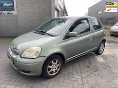 Toyota Yaris - 1.3 VVT-i Sol AIRCO