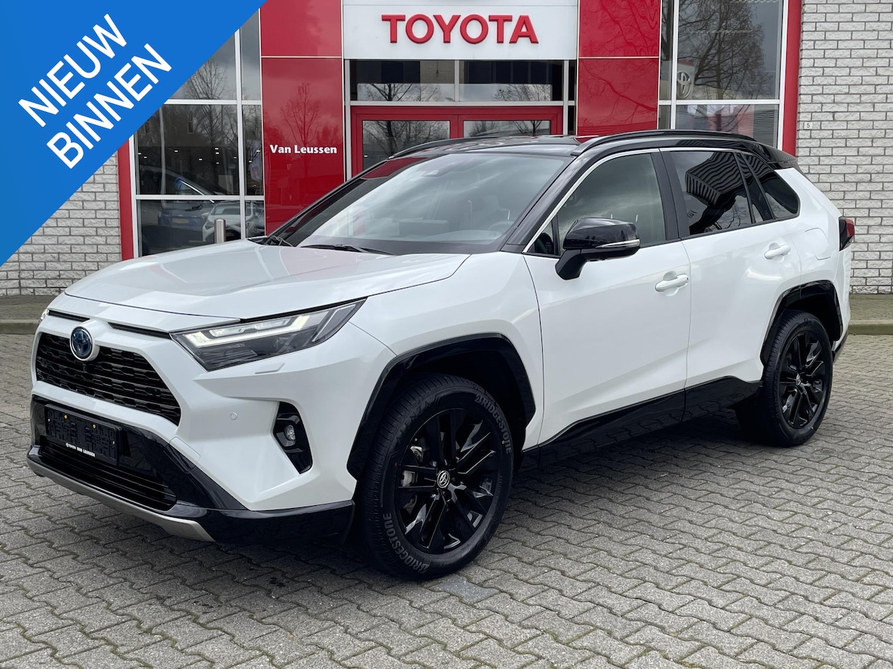 Toyota RAV4 - 2.5 Hybrid Bi-Tone 2.5 Hybrid Bi-Tone - AutoWereld.nl