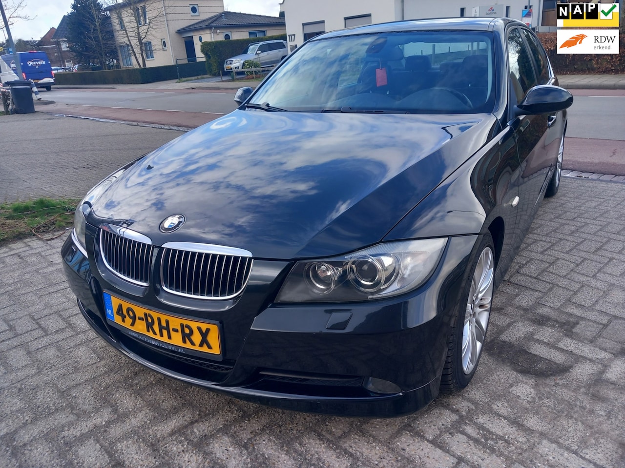 BMW 3-serie - 325i Dynamic Executive 325i Dynamic Executive - AutoWereld.nl