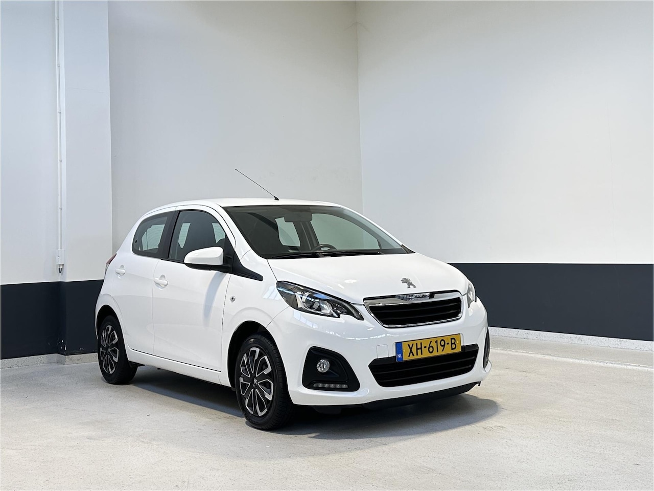 Peugeot 108 - 1.0 e-VTi Active | NL | LED | 5-DRS | Bluetooth | Airco | CV | - AutoWereld.nl