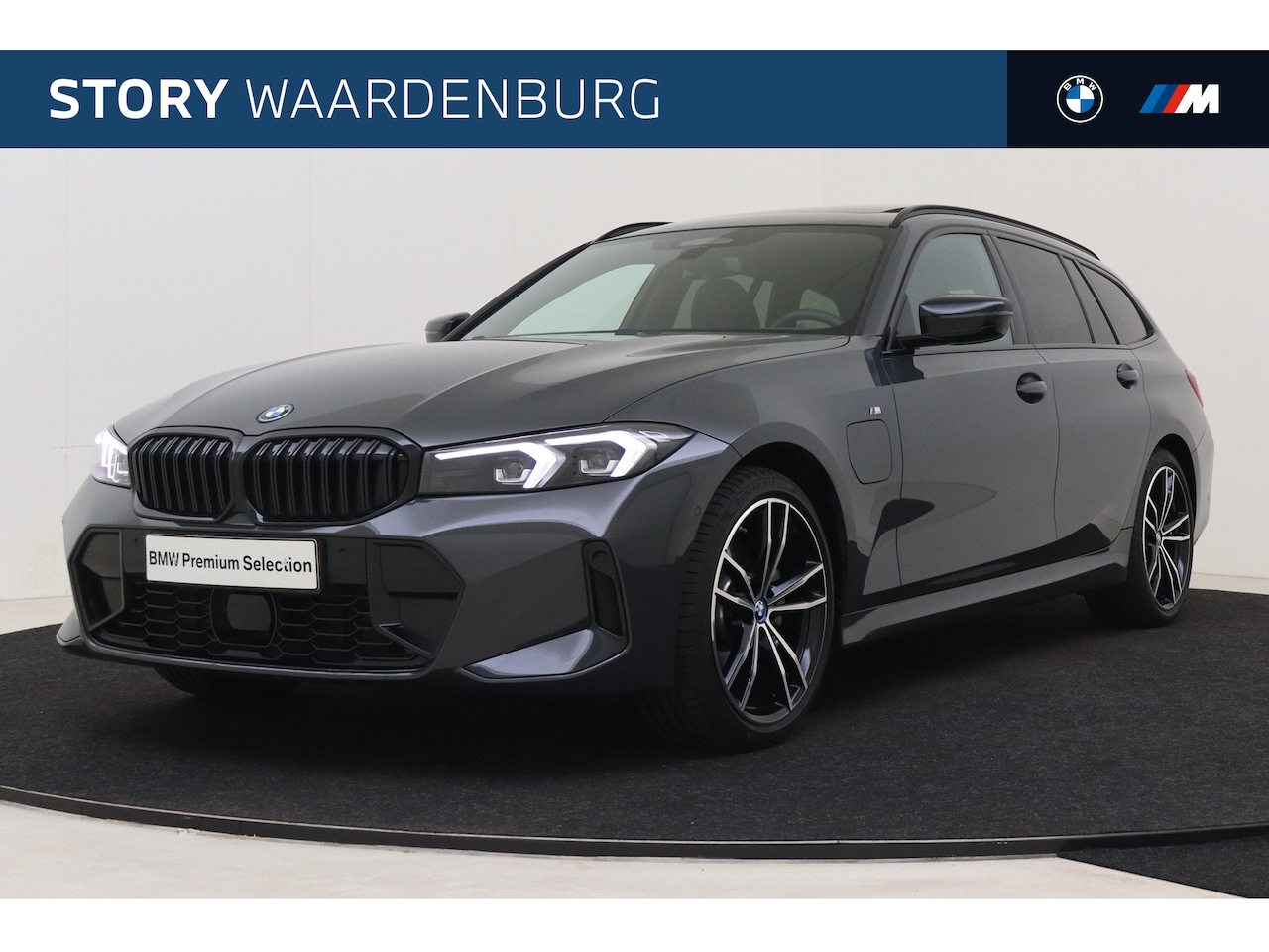 BMW 3-serie Touring - 320e High Executive M Sport Automaat / Panoramadak / Sportstoelen / M Adaptief onderstel / - AutoWereld.nl