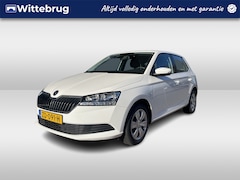 Skoda Fabia - 1.0 Active / Wit/ Airco/