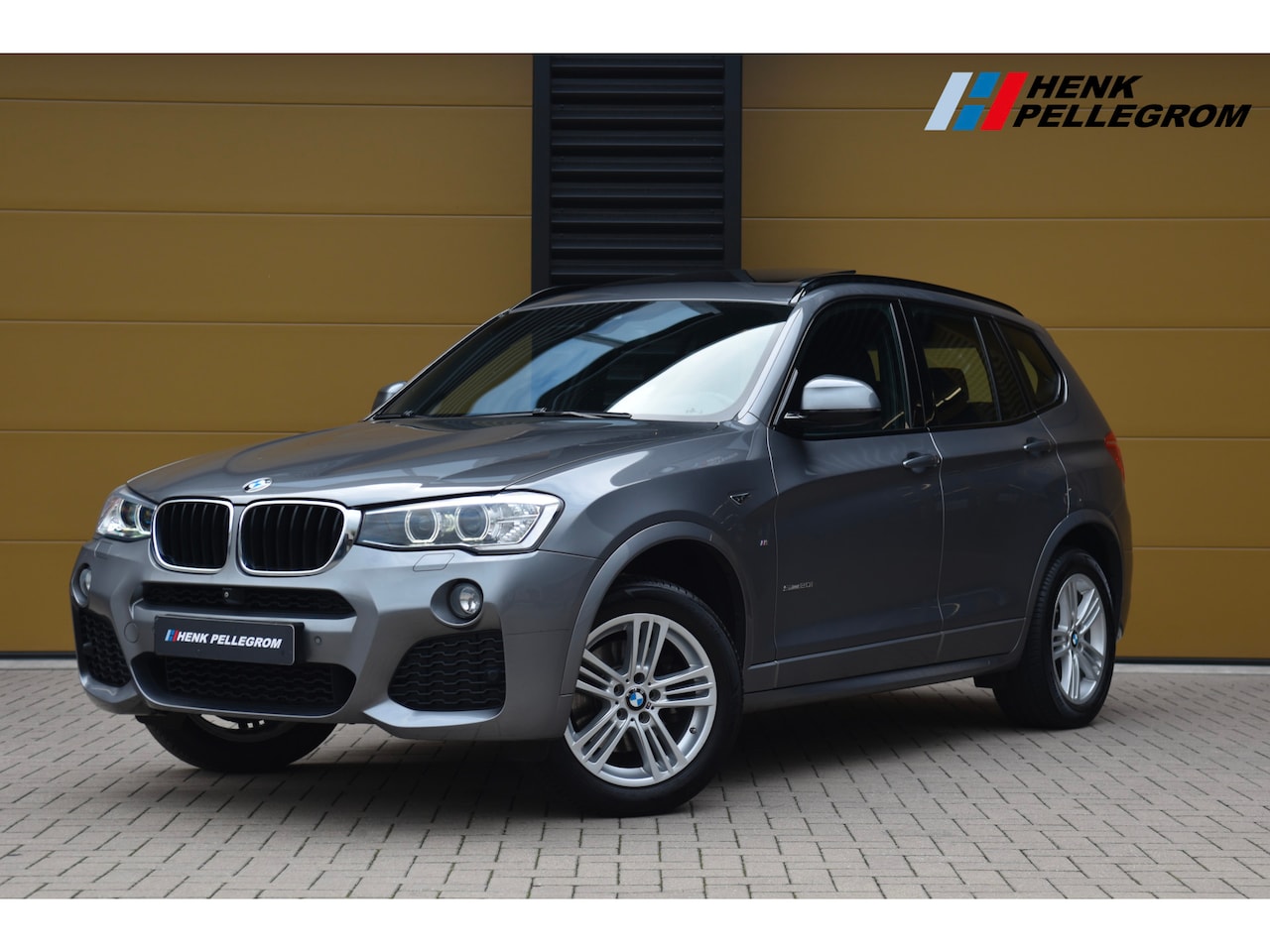 BMW X3 - sDrive20i Centennial High Executive * M-Pakket * Camera * Head-up * Panoramadak * - AutoWereld.nl