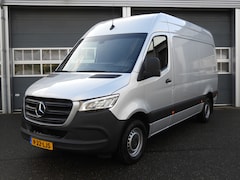 Mercedes-Benz Sprinter - 319 3.0 CDI L2H2 V6 190PK AUT | LED | MBUX | 2.8t TREKHAAK