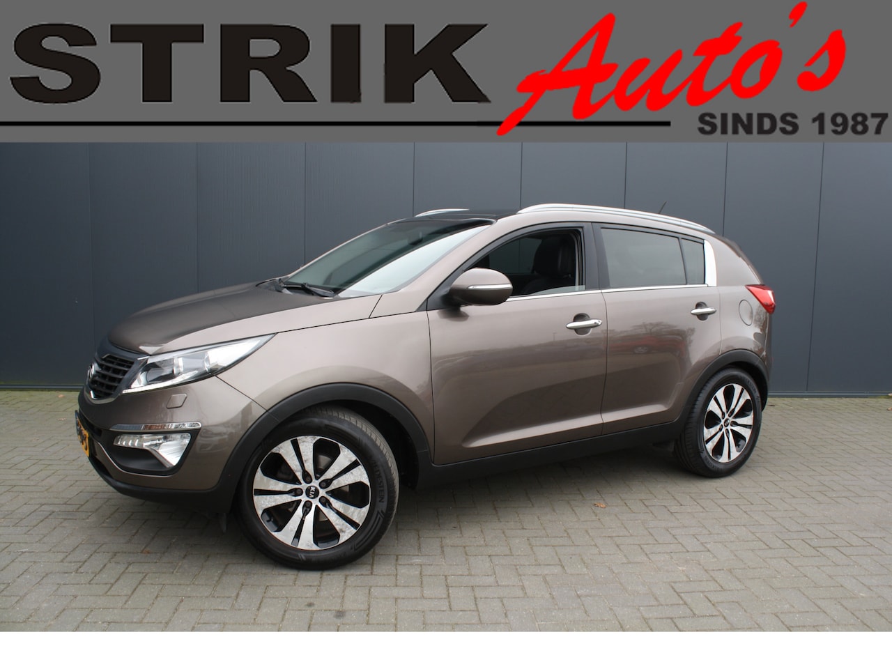 Kia Sportage - 2.0 X-clusive - XENON - LEDER - NAVIGATIE - NIEUWE MOTOR - RIJKLAAR - AutoWereld.nl